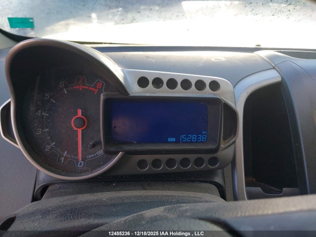 1G1JC5SH3G4174877 Chevrolet Sonic Lt Auto