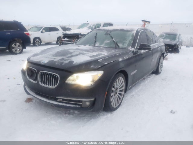 2013 Bmw 750i Xdrive მანქანა იყიდება აუქციონზე, vin: WBAYB6C53DC998363, აუქციონის ნომერი: 12485249