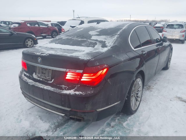 2013 Bmw 750i Xdrive მანქანა იყიდება აუქციონზე, vin: WBAYB6C53DC998363, აუქციონის ნომერი: 12485249