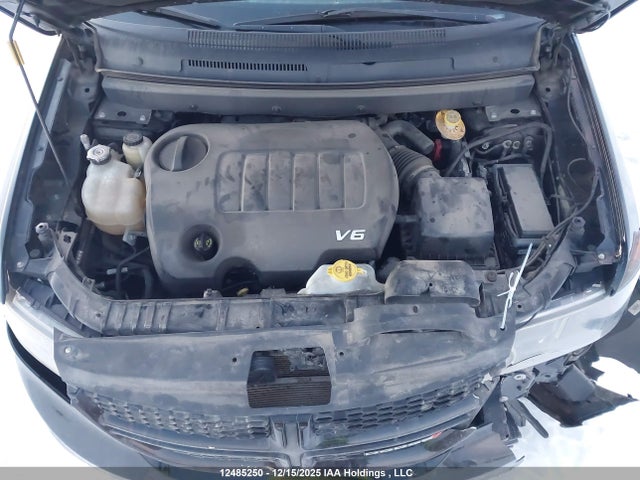 3C4PDCGG9JT357236 Dodge Journey Crossroad