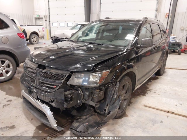 3C4PDCGG9JT357236 Dodge Journey Crossroad