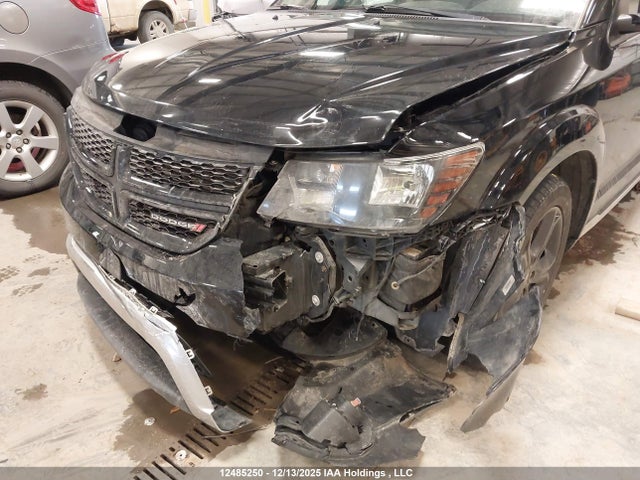 3C4PDCGG9JT357236 Dodge Journey Crossroad