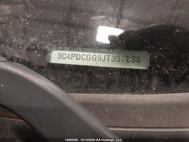 3C4PDCGG9JT357236 Dodge Journey Crossroad