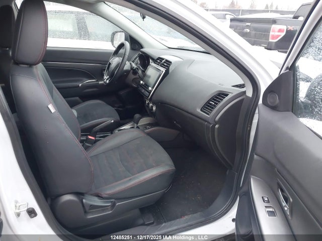 JA4AJVAW9PU603558 Mitsubishi RVR