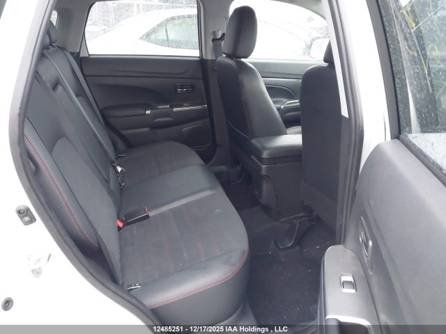 JA4AJVAW9PU603558 Mitsubishi RVR