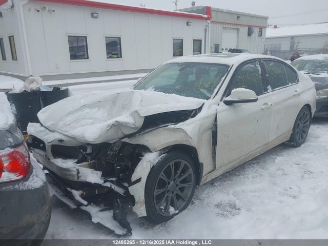 BMW 320i Xdrive 2014 WBA3C3C54EP660633 Image 11
