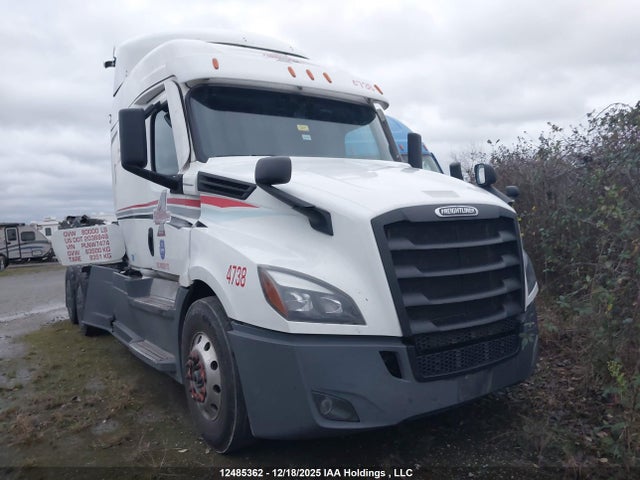 1FUJHHDR9PLNW7474 Freightliner New Cascadia 126