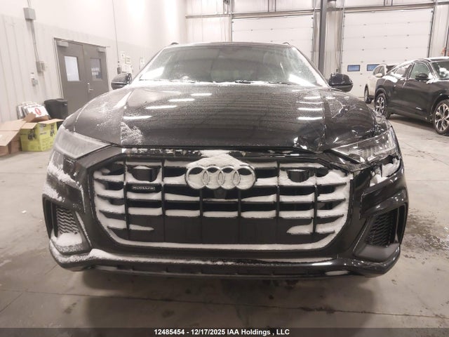 WA1FVAF11KD039266 Audi Q8 Prestige S-line