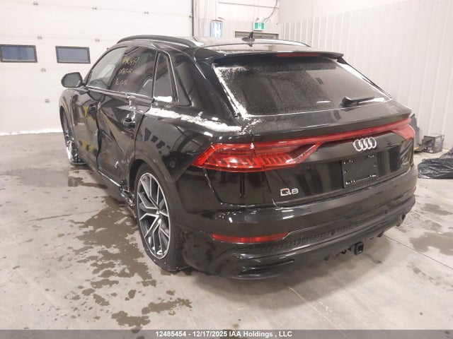 WA1FVAF11KD039266 Audi Q8 Prestige S-line