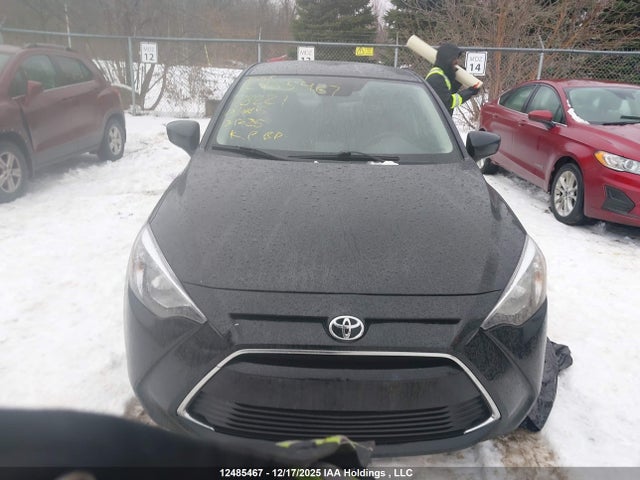 3MYDLBYV5HY178221 Toyota Yaris