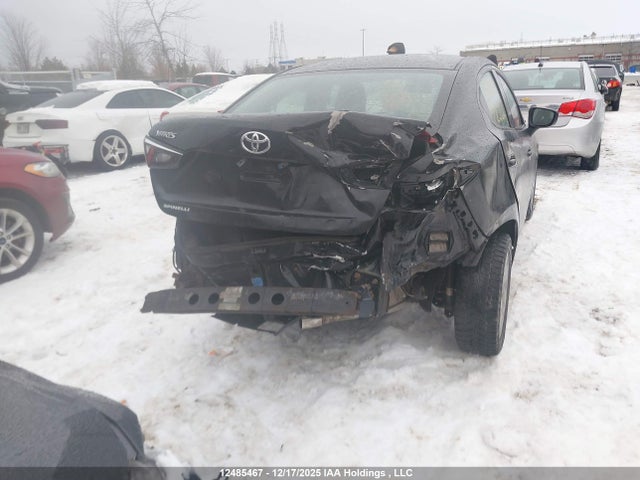 3MYDLBYV5HY178221 Toyota Yaris