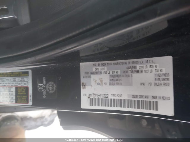 3MYDLBYV5HY178221 Toyota Yaris
