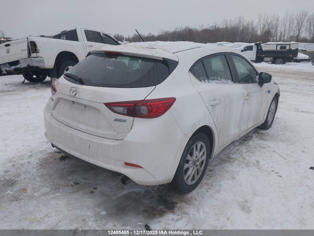 3MZBN1L77JM275708 Mazda 3 TOURING