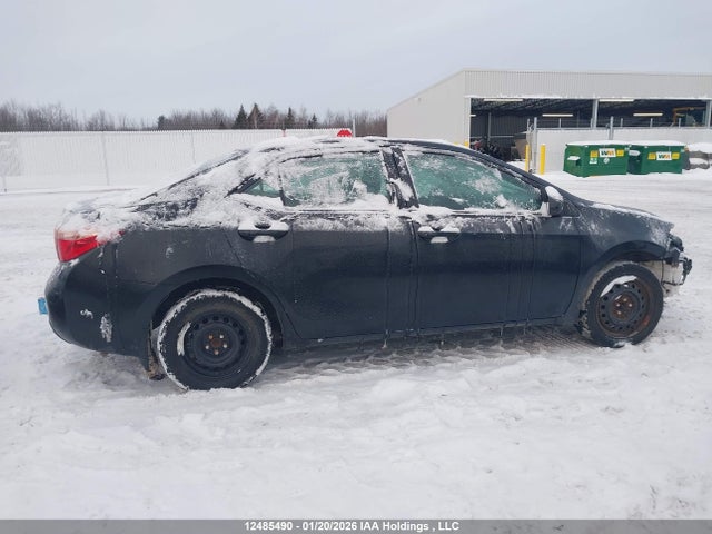 2T1BURHE8HC886104 Toyota COROLLA LE