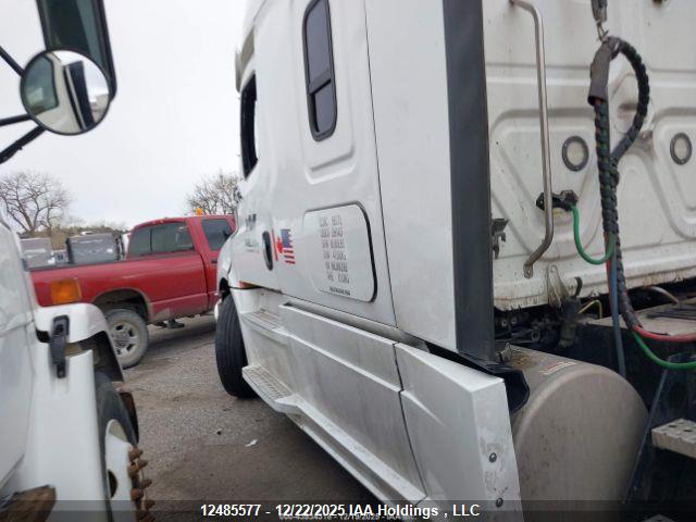 Freightliner New Cascadia 126 2021 1FUJHHDR9MLMM2082 Image 15