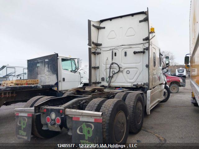 Freightliner New Cascadia 126 2021 1FUJHHDR9MLMM2082 Image 5