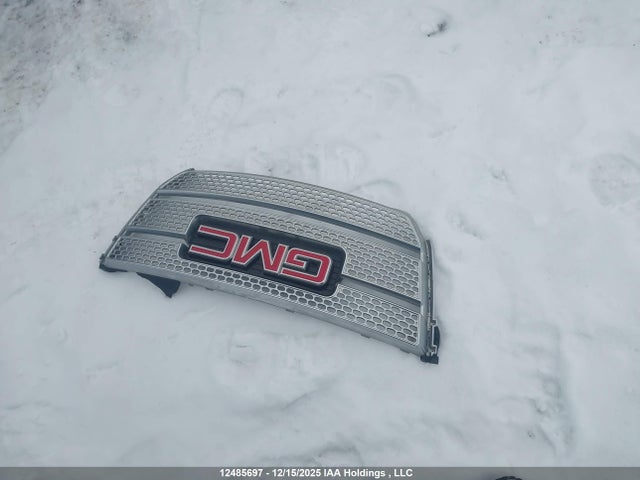 2GKFLVE3XH6180645 GMC Terrain Denali