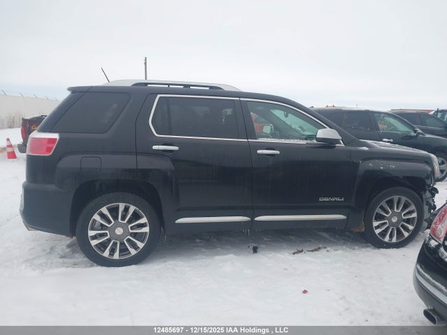 2GKFLVE3XH6180645 GMC Terrain Denali