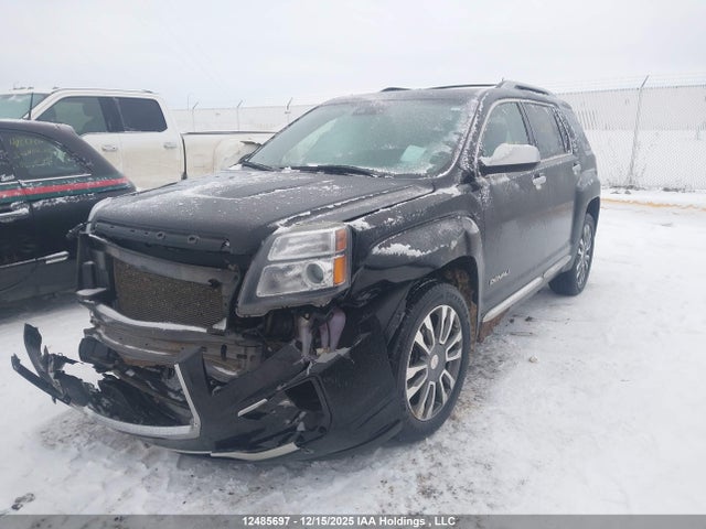 2GKFLVE3XH6180645 GMC Terrain Denali