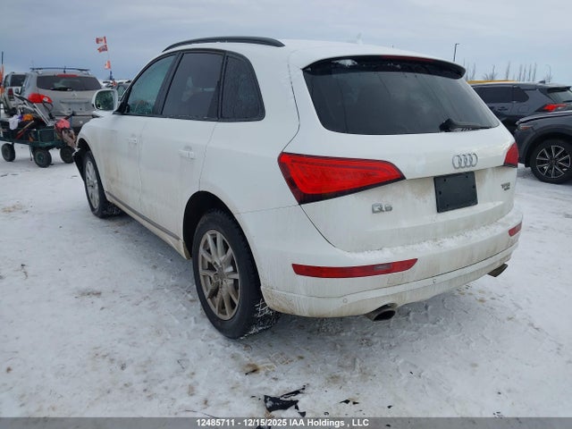 WA1CFCFP4EA050686 Audi Q5 PREMIUM