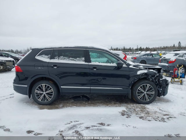12485808 :رقم المزاد ، 3VV4B7AX5JM191477 vin ، 2018 Volkswagen Tiguan Highline مزاد بيع