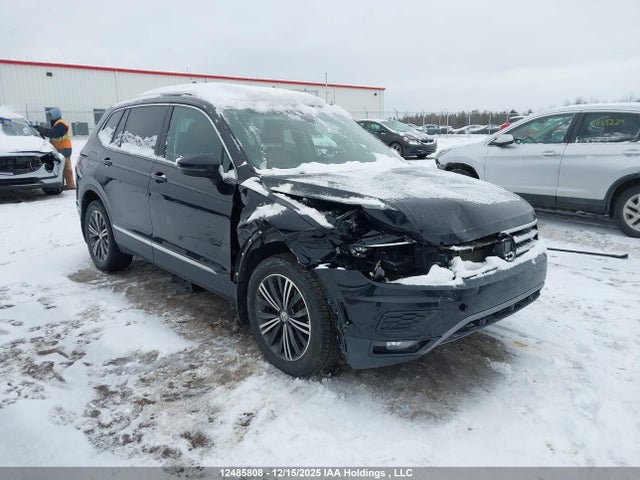 12485808 :رقم المزاد ، 3VV4B7AX5JM191477 vin ، 2018 Volkswagen Tiguan Highline مزاد بيع