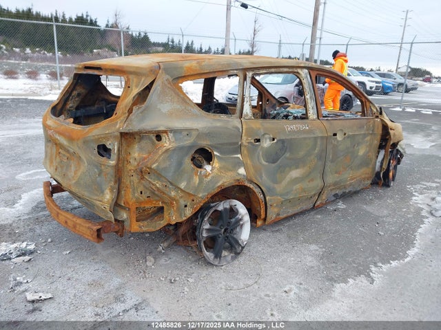 1FMCU9GX0FUB84944 Ford ESCAPE SE