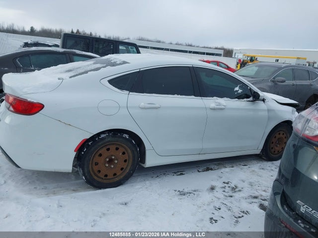 Chrysler 200 Limited 2015 1C3CCCAG4FN588258 Image 14