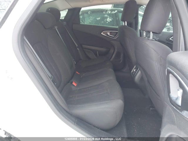 Chrysler 200 Limited 2015 1C3CCCAG4FN588258 Image 8