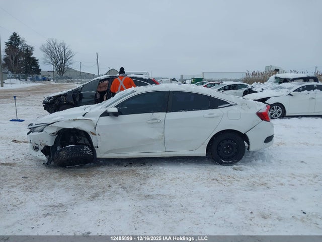 Honda CIVIC EX 2018 2HGFC2F80JH007748 Image 14