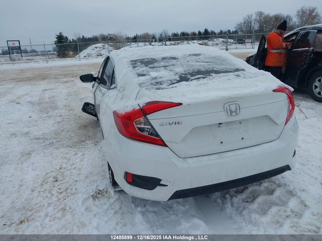Honda CIVIC EX 2018 2HGFC2F80JH007748 Image 3