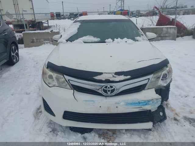 2014 Toyota Camry Le მანქანა იყიდება აუქციონზე, vin: 4T1BF1FK4EU731452, აუქციონის ნომერი: 12485993