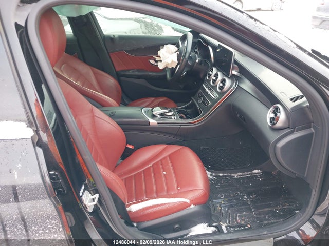 55SWF4KBXFU071004 Mercedes-Benz C 300 4matic