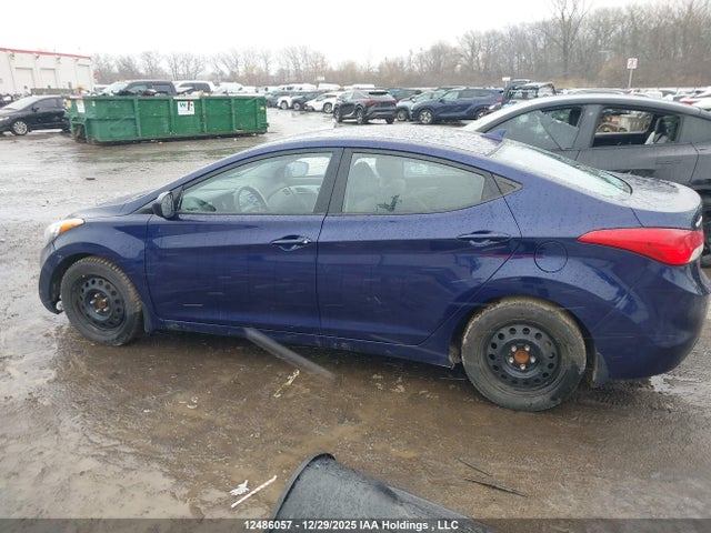 12486057 :رقم المزاد ، 5NPDH4AE8DH380645 vin ، 2013 Hyundai Elantra Gls/limited مزاد بيع