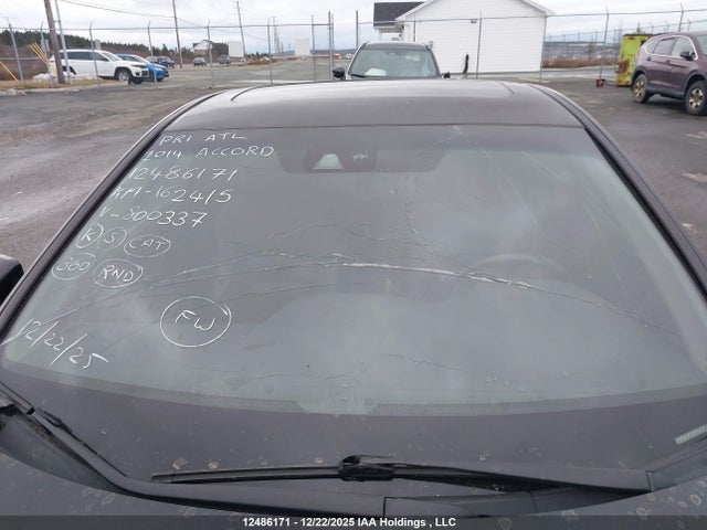 Honda Accord 2014 1HGCT1B81EA800337 Image 17