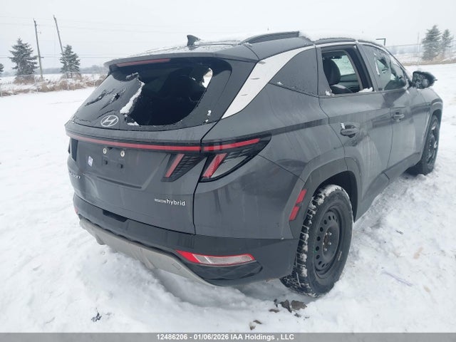 KM8JCCA19NU027777 Hyundai Tucson Ultimate Hybrid Awd