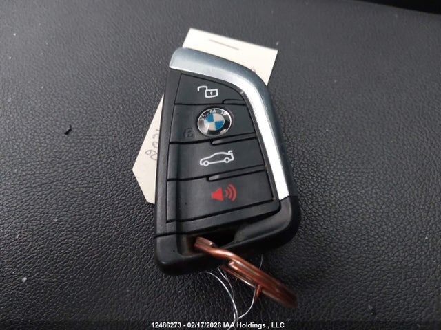 12486273 :رقم المزاد ، 3MW5R7J03M8B74656 vin ، 2021 Bmw 330xi مزاد بيع