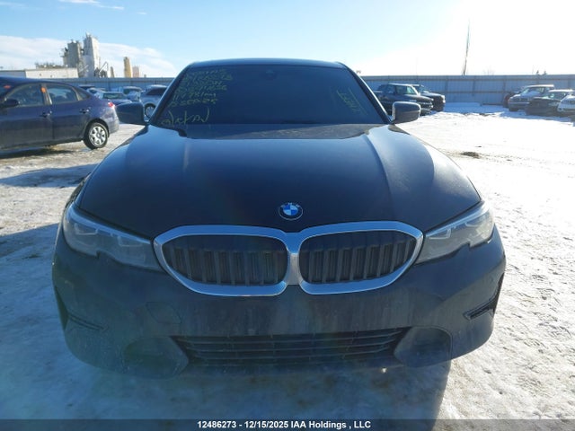 12486273 :رقم المزاد ، 3MW5R7J03M8B74656 vin ، 2021 Bmw 330xi مزاد بيع