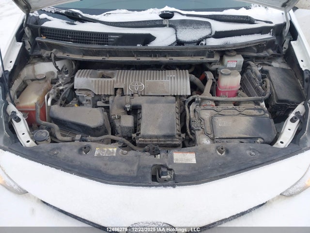 JTDZN3EU8JJ075935 Toyota PRIUS V