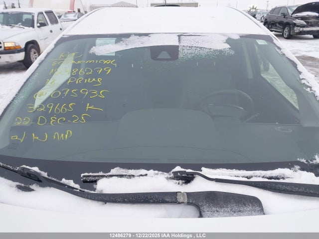 JTDZN3EU8JJ075935 Toyota PRIUS V