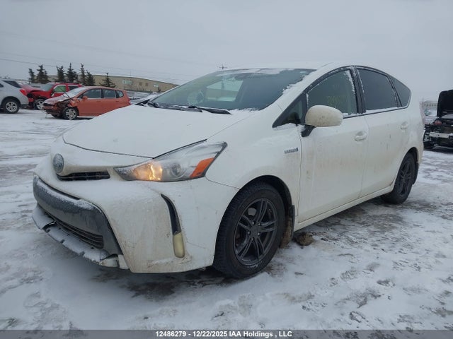 JTDZN3EU8JJ075935 Toyota PRIUS V