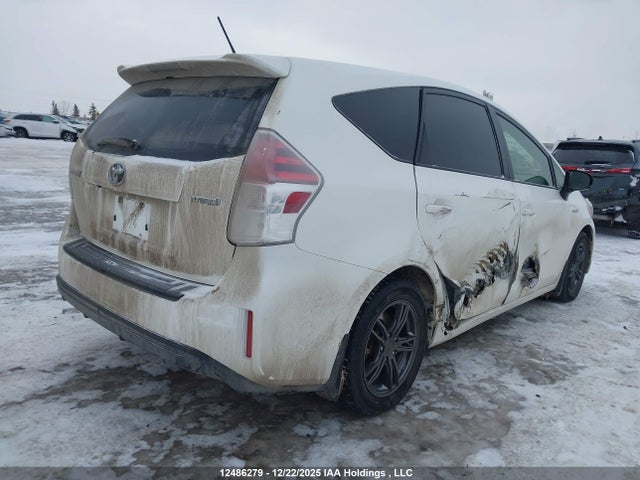 JTDZN3EU8JJ075935 Toyota PRIUS V