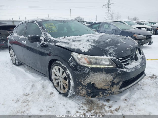 2014 Honda Accord Touring მანქანა იყიდება აუქციონზე, vin: 1HGCR2F95EA807198, აუქციონის ნომერი: 12486344
