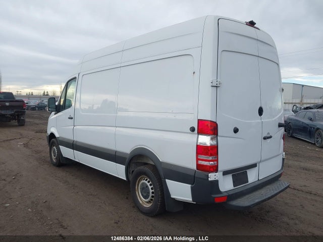 Mercedes-Benz Sprinter 2500 2017 WD3BE7CD9HP559870 Image 3