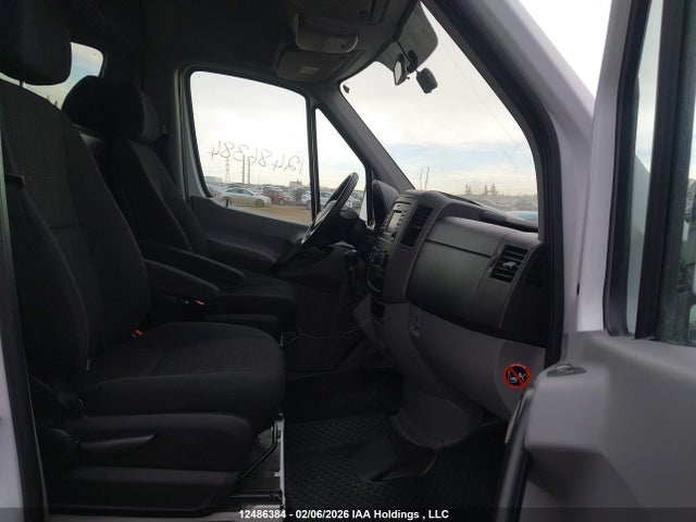 Mercedes-Benz Sprinter 2500 2017 WD3BE7CD9HP559870 Image 5