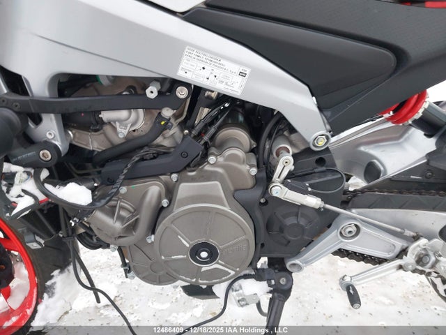 ZD4KSUR03RS000576 Aprilia Rs 660 Extrema