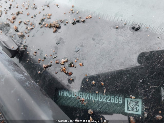 1FMCU9G9XHUD22669 Ford ESCAPE SE