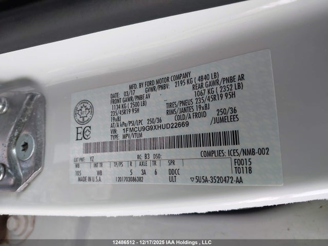 1FMCU9G9XHUD22669 Ford ESCAPE SE