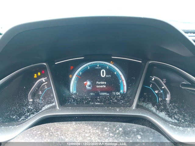 12486556 :رقم المزاد ، 2HGFC3B95HH451254 vin ، 2017 Honda Civic Touring مزاد بيع