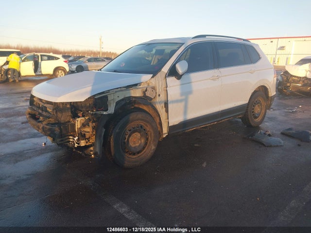 3VV2B7AX8KM011479 Volkswagen Tiguan Se/sel/sel R-line Jet-black/sel R-line